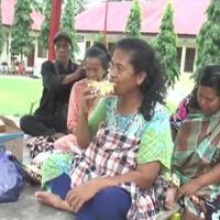 kisah-15-pengungsi-gempa-majene-yang-bertahan-hidup-di-hutan-dengan-makan-seadanya