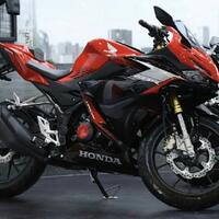 new-cbr-150-hadir-bagaimana-nasib-pesaingnya