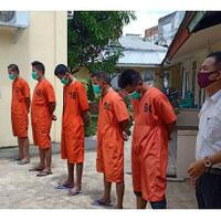 ini-ciri-ciri-debt-collector-mata-elang-yang-berkeliaran-di-jalanan