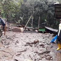 banjir-bandang-di-gunung-mas-puncak