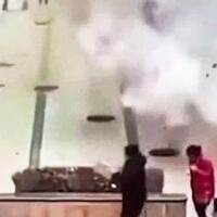 video-viral--bocah--main--petasan-5-penutup-saluran-air-meledak-dan-terbang