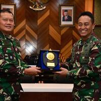 merah-putih-terancam-di-darat-dan-laut-siapa-layak-jadi-panglima