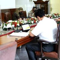 jokowi-perintahkan-luhut-ajak-epidemiolog-bikin-desain-kebijakan-ppkm