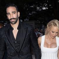 kisah-adil-rami-seks-12-ronde-bersama-pamela-anderson