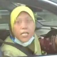 emak2-di-malaysia-sama-aja-kaya-disini-dia-yang-salah-dia-juga-yang-marah