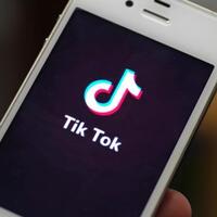 kominfo-blokir-tiktok-cash