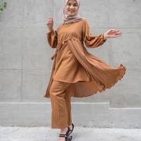 tips-berpakaian-anti-gerah-buat-kamu-yang-berhijab-ootd-musim-panas