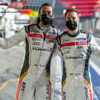 pasangan-pebalap-sean-dan-stoffel-finis-posisi-2-di-ajang-alms-2021