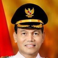 walkot-pariaman-sumbar-tolak-terapkan-skb-3-menteri-soal-seragam-sekolah