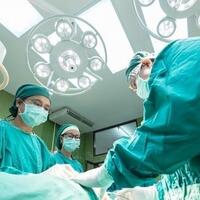 pasang-cincin-di-alat-vital-untuk-kejutan-pacar-pria-ini-bernasib-tragis