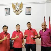 dedy-iman-eks-kiper-persebaya-surabaya-jadi-kader-pdip-medan