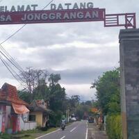 ini-desa-orang-kembar-di-klaten-dihuni-21-pasang-orang-kembar-dari-anak-hingga-tua