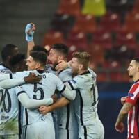 fakotr-yang-membuat-tim-tuan-rumah-tak-berdaya-di-leg-pertama-16-besar-ucl