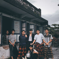 dijamin-ganteng-maksimal-begini-lho-cara-memakai-sarung-dengan-benar--rapi