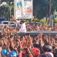 kerumunan-jokowi--perangkap-gubernur-ntt