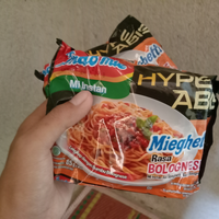 menikmati-sore-dengan-sepiring-mie-indomie-mieghetti-rasa-bolognese-rasanya-wahhh