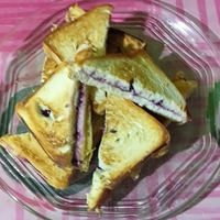 cemilan-buatan-si-kecil-roti-bakar-mantaps