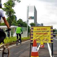 pengguna-sepeda-di-ibukota-semakin-dimanjakan-dibuat-permanen-loh-gan