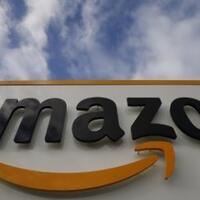 amazon-buru-buru-ubah-logo-karena-dianggap-mirip-adolf-hitler