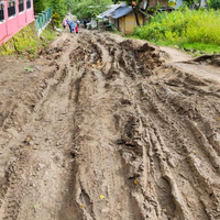 miris-inilah-jalan-menuju-destinasi-wisata-pantai-cikakap-agrabinta-cianjur-selatan