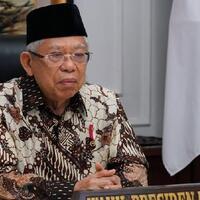 ma-ruf-amin-resmikan-gerakan-isi-masjid-dengan-sejuta-sajadah-pelindung-covid