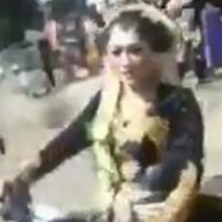 heboh-pengantin-wanita-susul-pengantin-pria-yang-ketiduran-kok-bisa