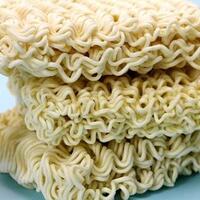 kenapa-mie-instan-bentuknya-keriting-dan-bergelombang