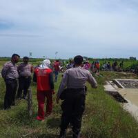 warga-rembang-gempar-mayat-misterius-mengambang-telanjang-di-embung-desa
