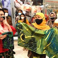 bangkitkan-industri-kriya-dekranasda-jawa-timur-gelar-pameran-batik-bordir