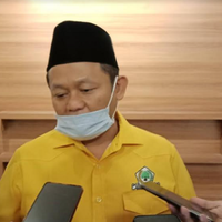 ketua-dpd-golkar-jatim-instruksikan-pengurus-beli-beras-langsung-dari-petani