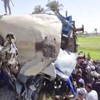 kecelakaan-kereta-api-di-mesir-32-orang-tewas