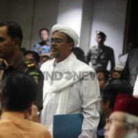 gunakan-pasal-berlapis-ini-kuasa-hukum-habib-rizieq-kental-muatan-politis
