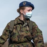 tentara-perempuan-di-swiss-akhirnya-boleh-pakai-celana-dalam-khusus-wanita