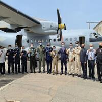 pesawat-canggih-cn-235-220-buatan-indonesia-tiba-di-senegal