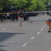 makassar-gempar-kardus-bertuliskan-islam-x-ditemukan-di-tepi-jalan