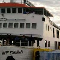 kapal-penyeberangan-kmp-bontoharu-hilang-kontak-belum-sampai-selayar
