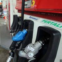 tuding-pertamina-pengamat-gubernur-harus-pahami-komponen-harga-bbm