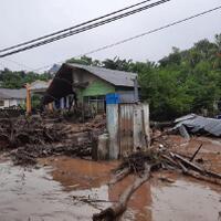 banjir-bandang-flores-20-warga-meninggal-dunia