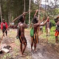 perang-saudara-di-beoga-papua-berakhir-proses-dijaga-ketat-tpnpb-opm