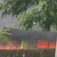 cianjur-gempar-masjid-di-cibeber-tiba-tiba-terbakar-hebat