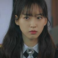 gara-gara-main-di--the-penthouse--han-ji-hyun-alami-penurunan-berat-badan