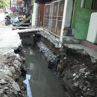 sempat-dicek-bobby-parit-penyebab-banjir-medan-belum-selesai-diperbaiki