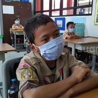 siswa-sd-banyak-diizinkan-ikut-sekolah-di-dki-epidemiolog-ui-itu-bahaya