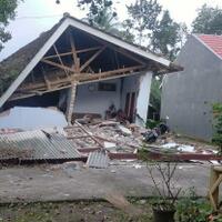 update-korban-meninggal-akibat-gempa-di-malang-menjadi-8-orang