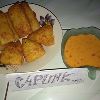 gorengan-risol-cocok-untuk-cemilan-buka-puasa