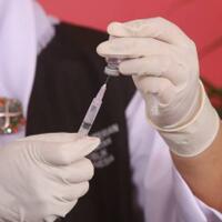 tambahan-angka-positif-dan-kematian-bayangi-vaksinasi-covid-19-di-blitar