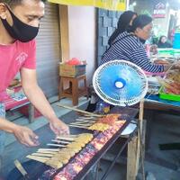 sate-susu-sapi-takjil-khas-kampung-jawa-di-denpasar-yang-hanya-ada-saat-ramadhan