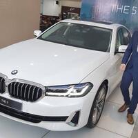 bmw-520i-m-sport-dan-530i-opulence-hadir-di-surabaya-yuk-intip-harganya
