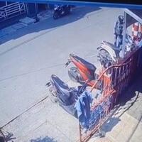 2-maling-gasak-motor-milik-warga-yang-sedang-bertamu-di-koja