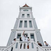 sandiaga-uno-fauzi-azmi-jam-gadang-dan-gerak-ekonomi-bukit-tinggi